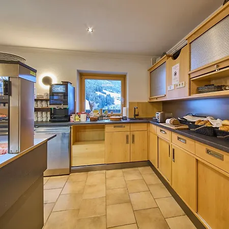 ホステル Eibinghof & Swim