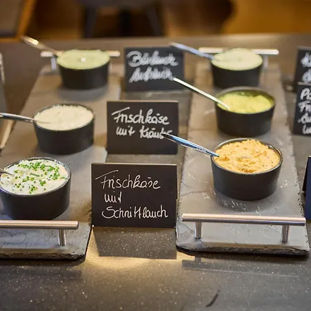 Eibinghof & Swim ホステル