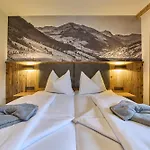 Eibinghof & Swim Hostel Σάαλμπαχ-Χίντεργκλεμ
