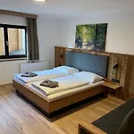 Eibinghof & Swim Hostel