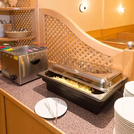 Hostel Eibinghof & Swim Saalbach-Hinterglemm