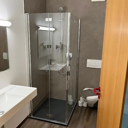 Eibinghof & Swim Hostel