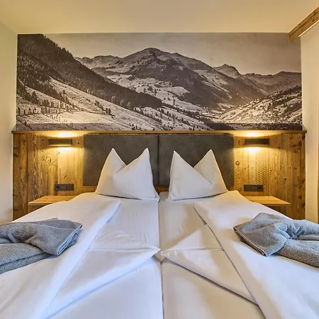 Eibinghof & Swim Hostel Saalbach-Hinterglemm