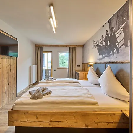 Eibinghof & Swim Hostel