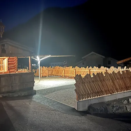 Eibinghof & Swim Vandrerhjem