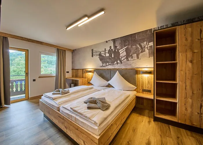 Eibinghof & Swim * ザールバッハ・ヒンターグレム