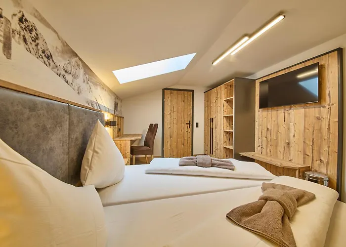 Eibinghof & Swim ホステル ザールバッハ・ヒンターグレム