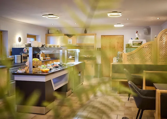 ホステル Eibinghof & Swim *