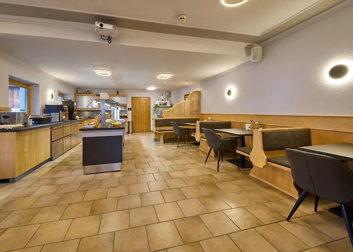 Eibinghof & Swim ホステル ザールバッハ・ヒンターグレム